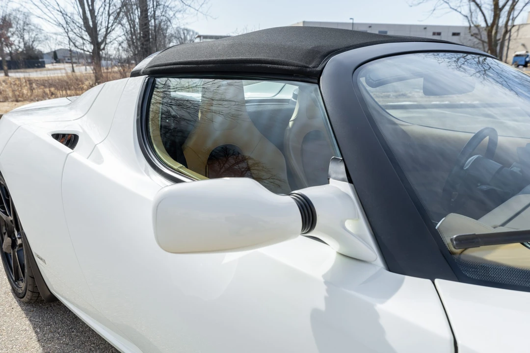2011 Tesla Roadster - Image 31 of 31