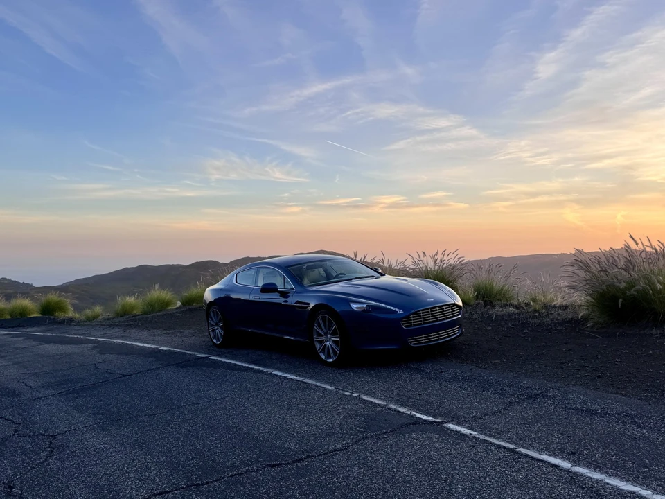 2012 Aston Martin Rapide - Image 23 of 31