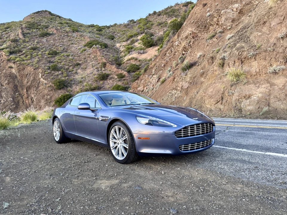 2012 Aston Martin Rapide - Image 22 of 31