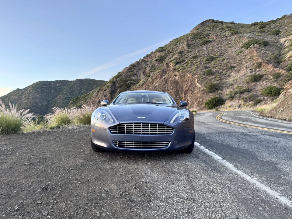 2012 Aston Martin Rapide - Image 10 of 31