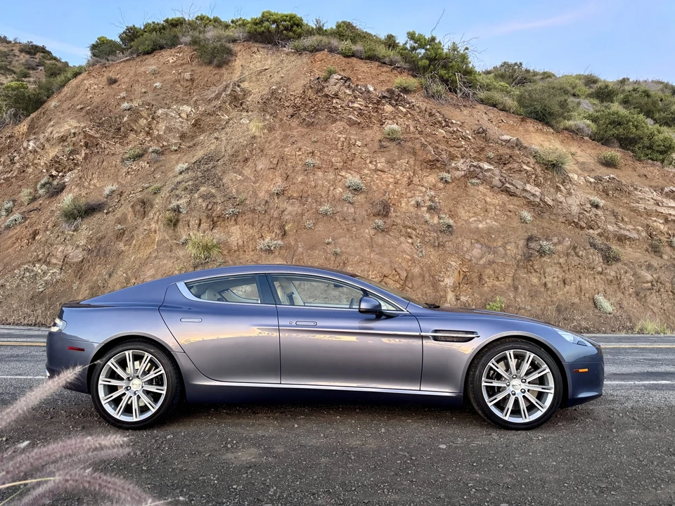 2012 Aston Martin Rapide - Image 30 of 31