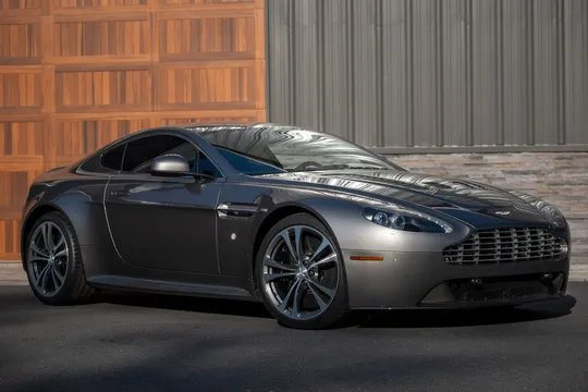 2012 Aston Martin V12 Vantage 6-Speed