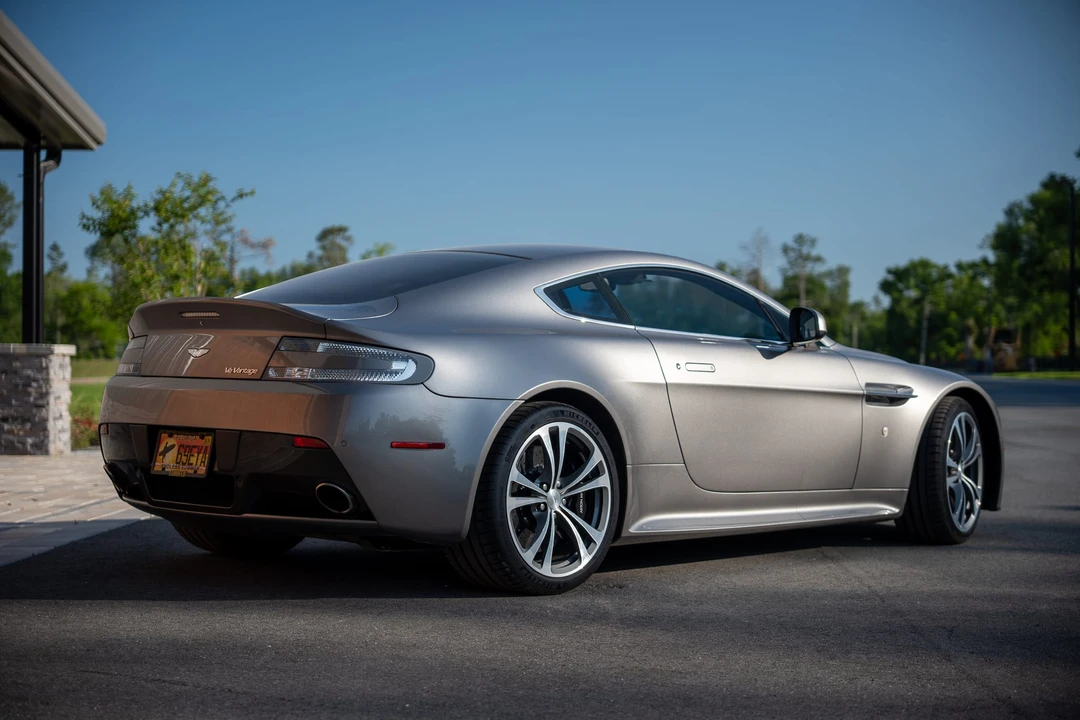 2012 Aston Martin V12 Vantage (2010-2018) - Image 12 of 31