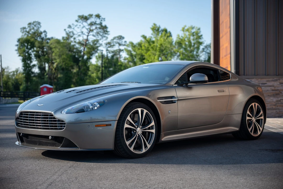 2012 Aston Martin V12 Vantage (2010-2018) - Image 3 of 31