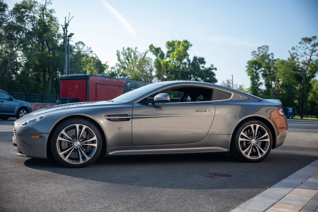 2012 Aston Martin V12 Vantage (2010-2018) - Image 20 of 31