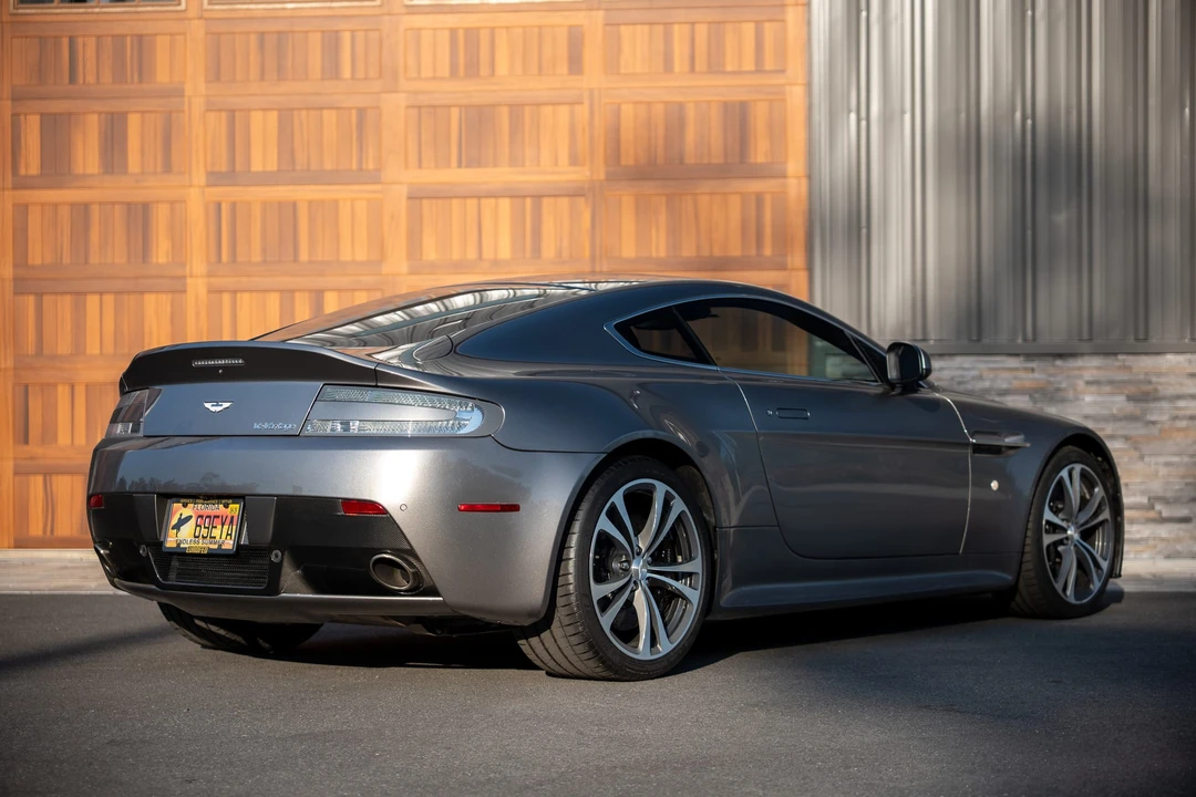 2012 Aston Martin V12 Vantage (2010-2018) - Image 13 of 31