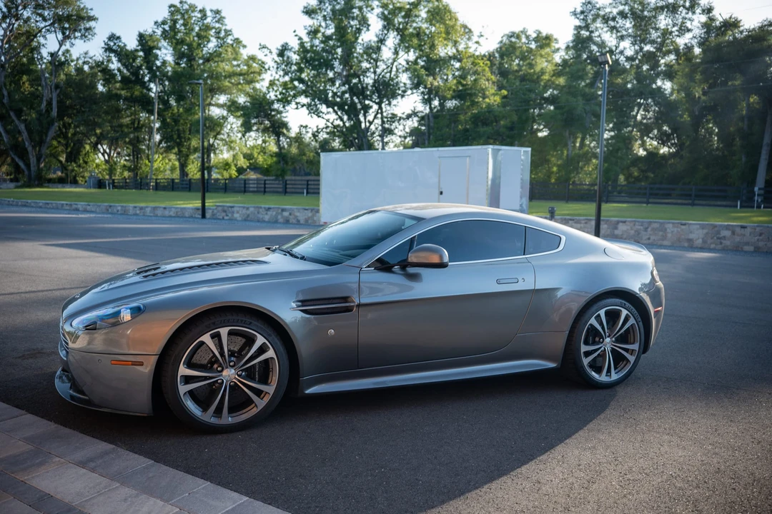 2012 Aston Martin V12 Vantage (2010-2018) - Image 21 of 31