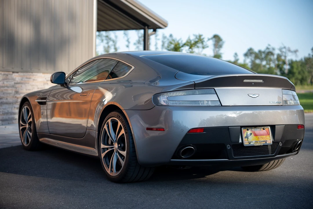 2012 Aston Martin V12 Vantage (2010-2018) - Image 17 of 31