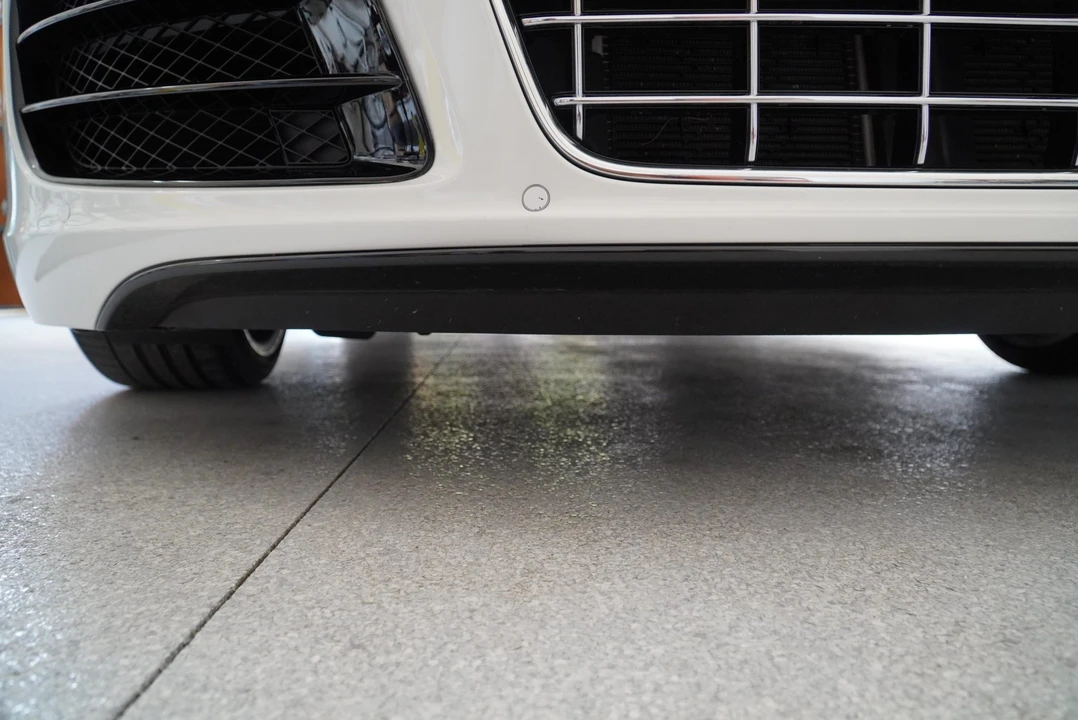 2012 Audi 42 R8 - Image 13 of 31
