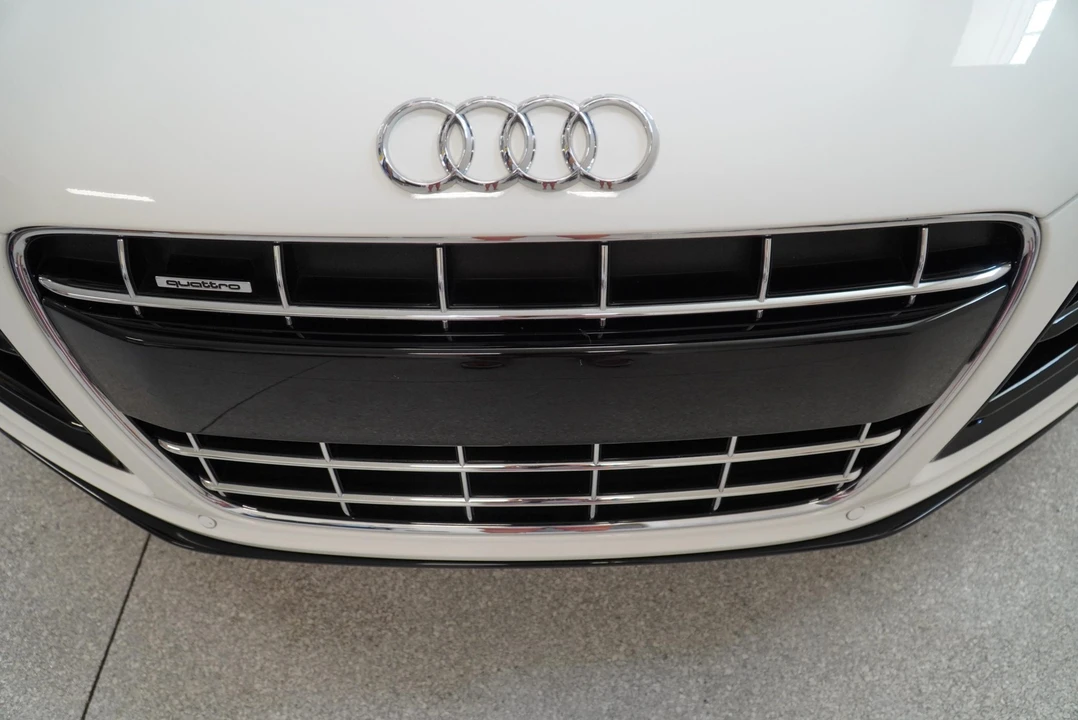 2012 Audi 42 R8 - Image 12 of 31