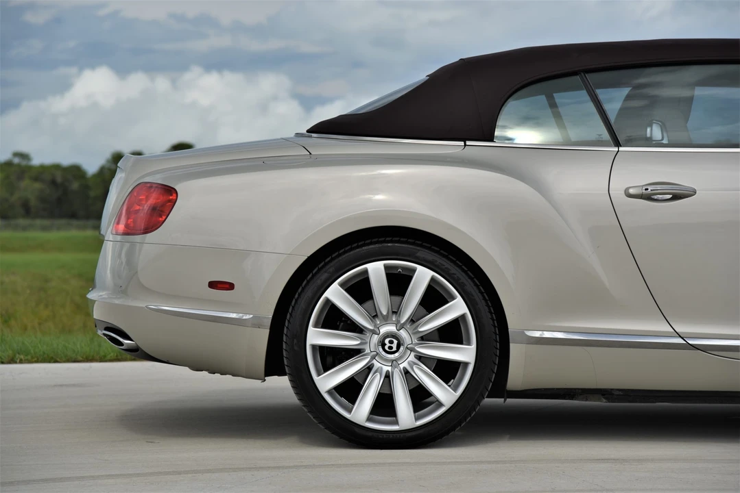 2012 Bentley Continental GTC - Image 25 of 31