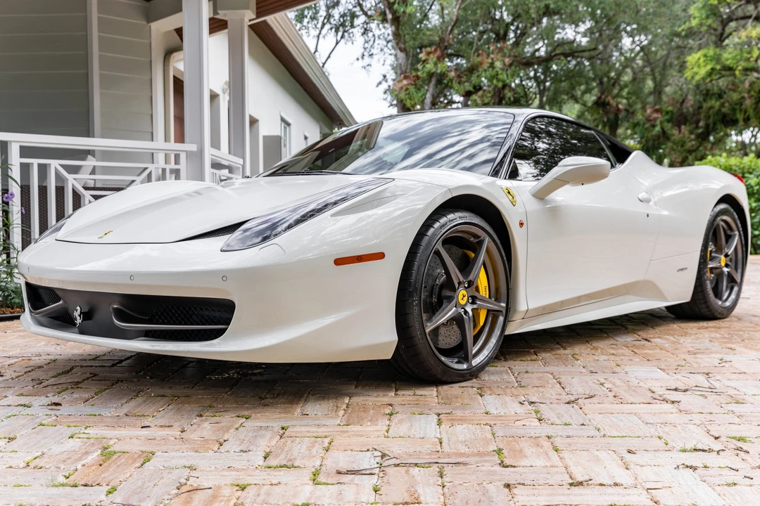2012 Ferrari 458 Italia - Image 2 of 31