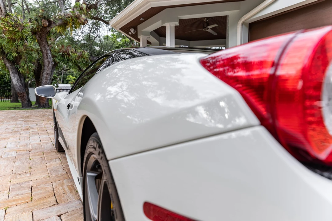 2012 Ferrari 458 Italia - Image 17 of 31