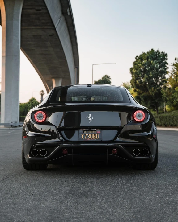 2012 Ferrari FF - Image 10 of 31