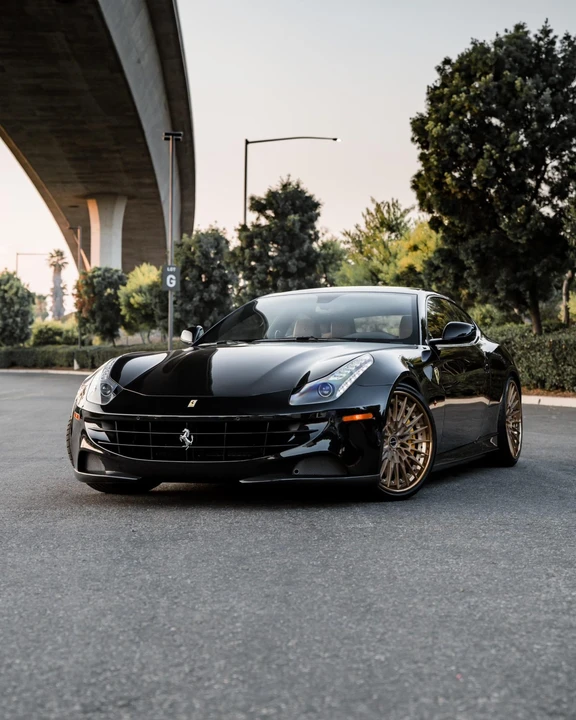 2012 Ferrari FF - Image 5 of 31