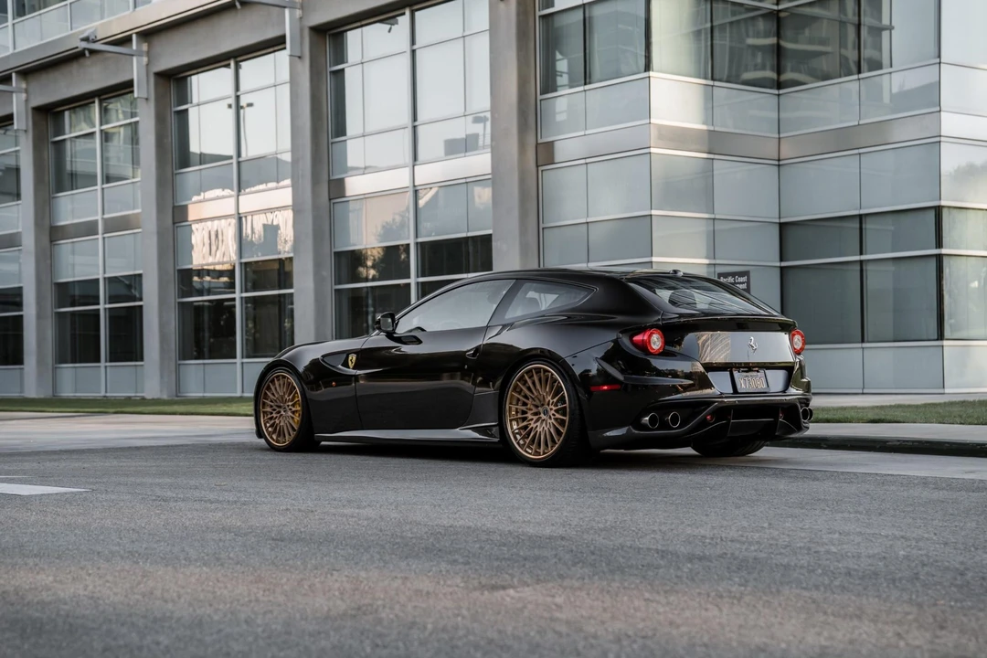 2012 Ferrari FF - Image 11 of 31