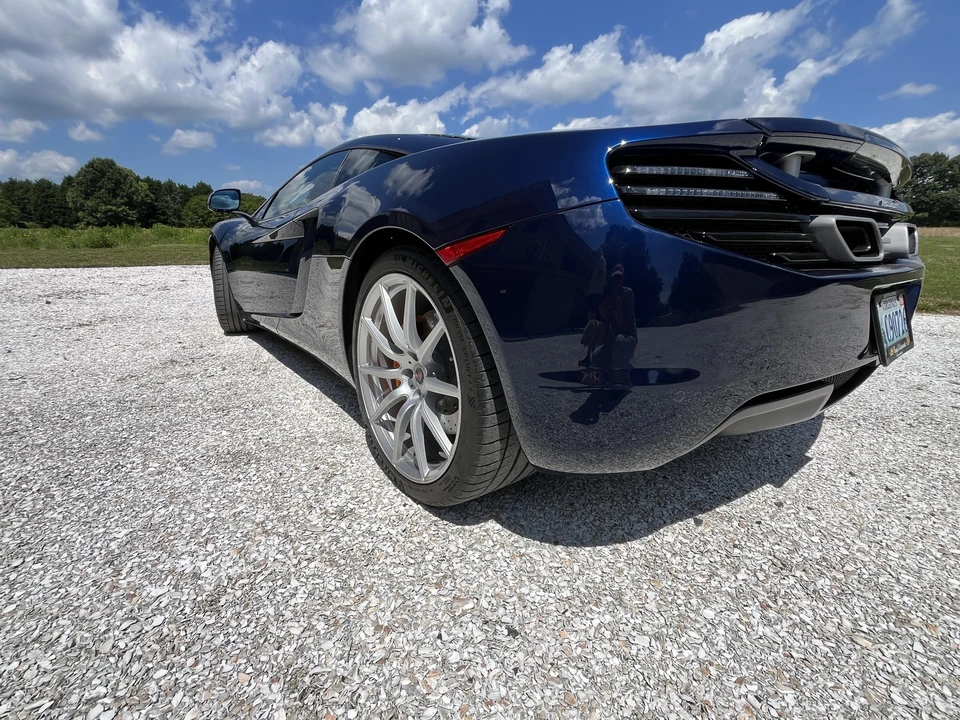 2012 McLaren MP4-12C - Image 15 of 31