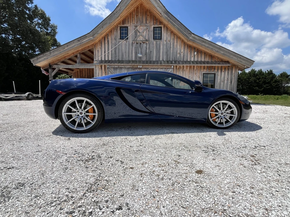 2012 McLaren MP4-12C - Image 10 of 31