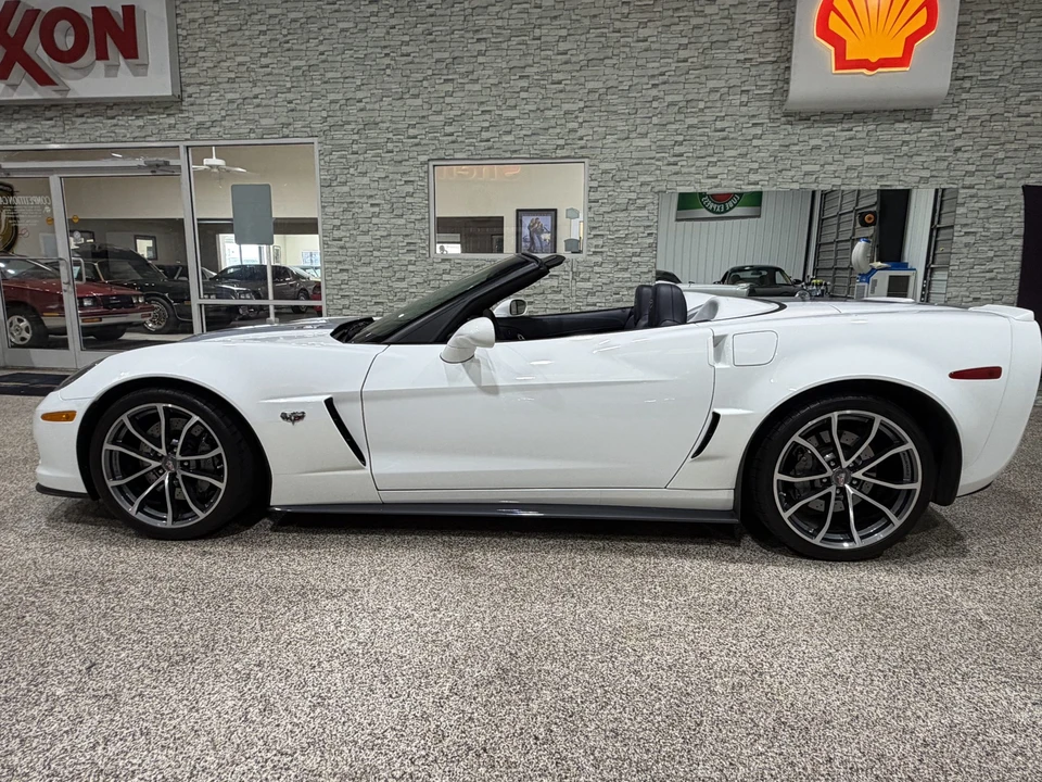 2013 Chevrolet Corvette C6 - Image 19 of 31