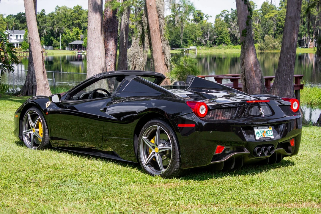 2013 Ferrari 458 Spider - Image 8 of 31