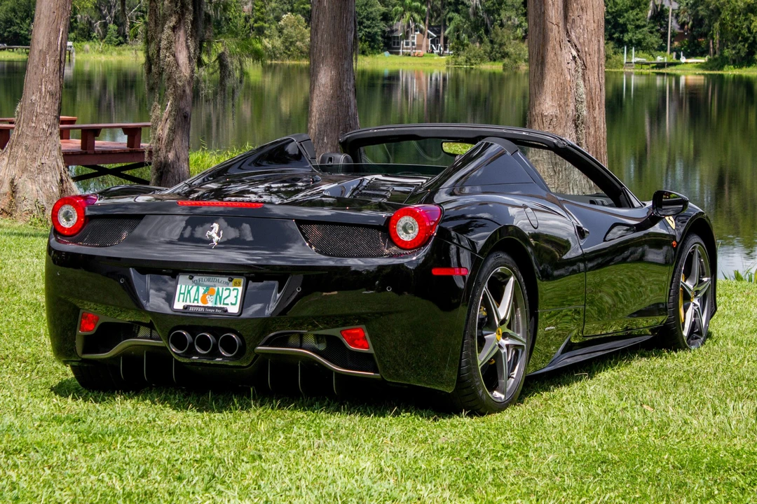 2013 Ferrari 458 Spider - Image 15 of 31