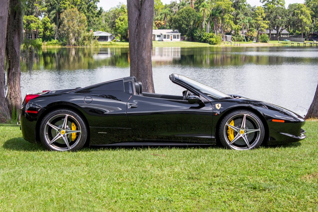 2013 Ferrari 458 Spider - Image 5 of 31