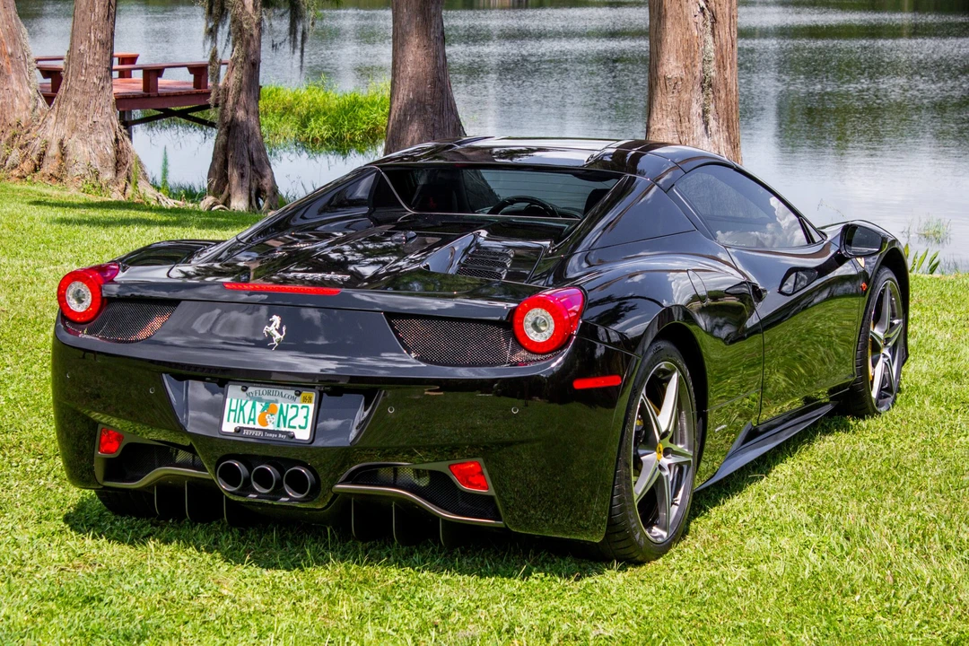 2013 Ferrari 458 Spider - Image 16 of 31