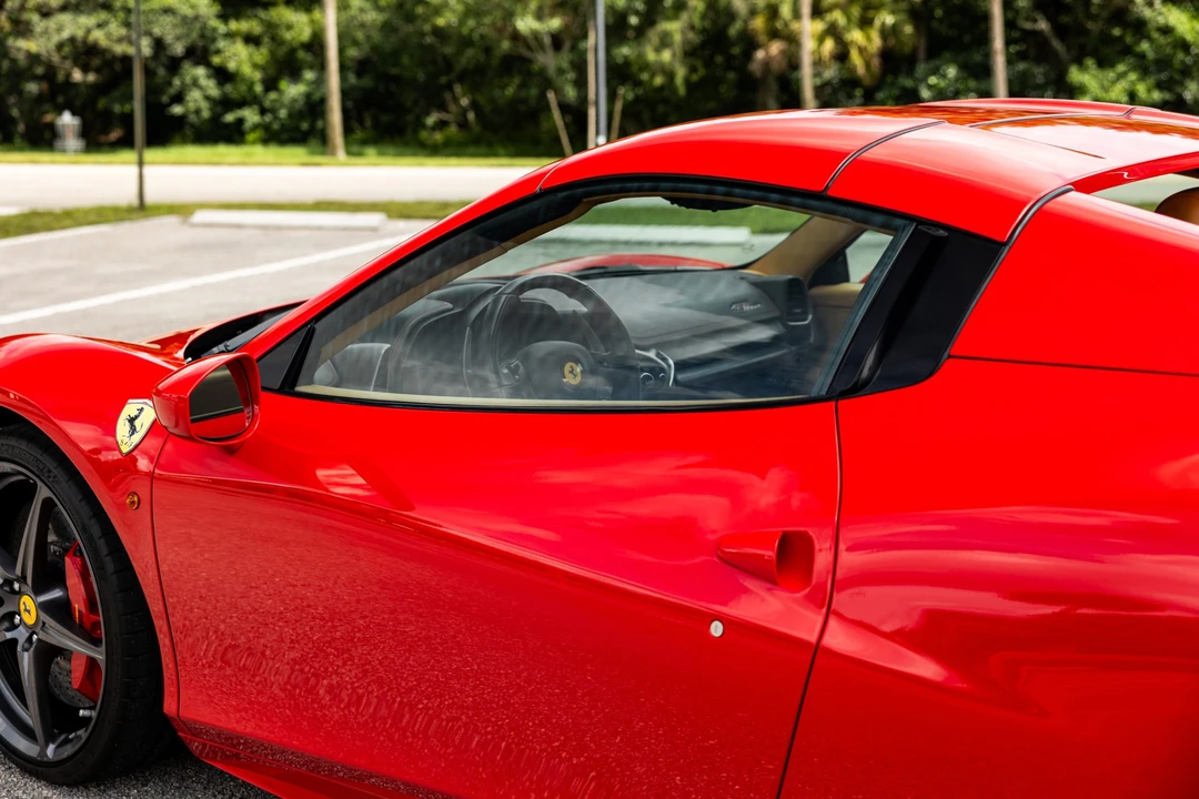 2013 Ferrari 458 Spider - Image 21 of 31