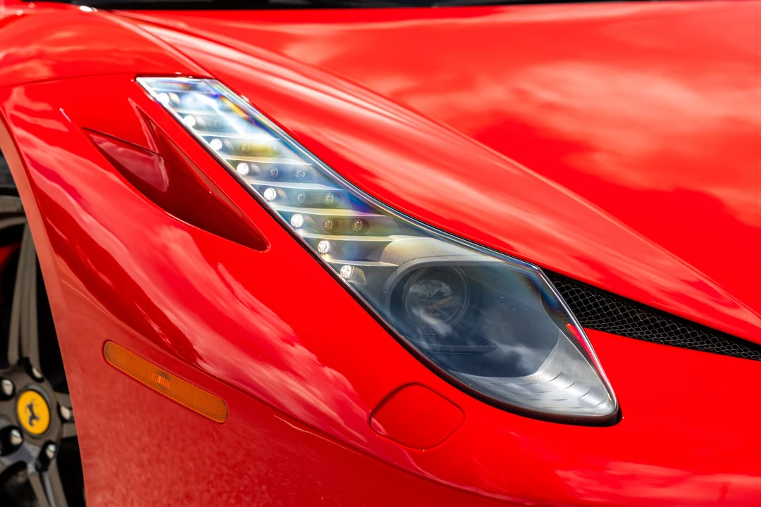 2013 Ferrari 458 Spider - Image 23 of 31