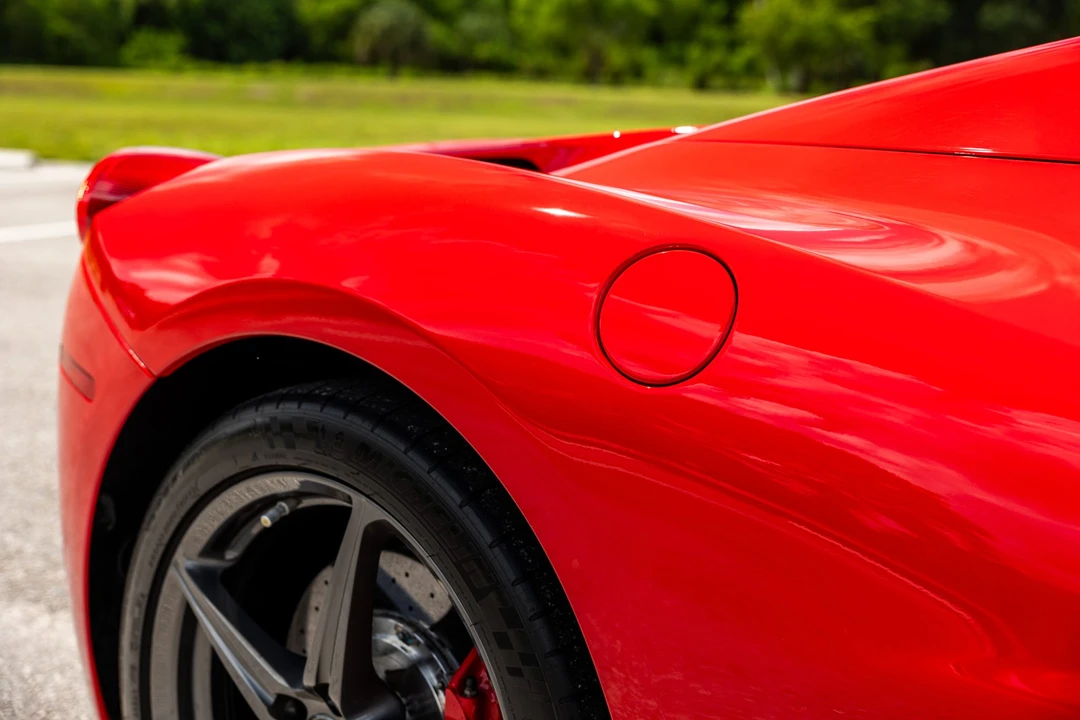2013 Ferrari 458 Spider - Image 17 of 31