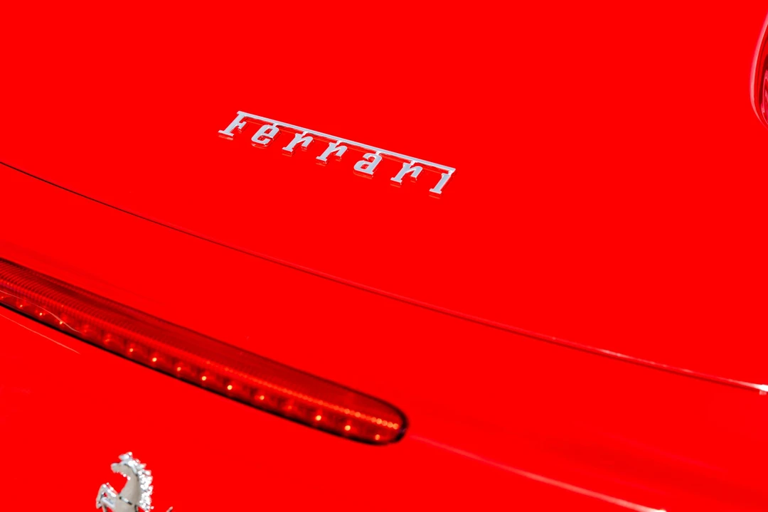 2013 Ferrari 458 Spider - Image 28 of 31