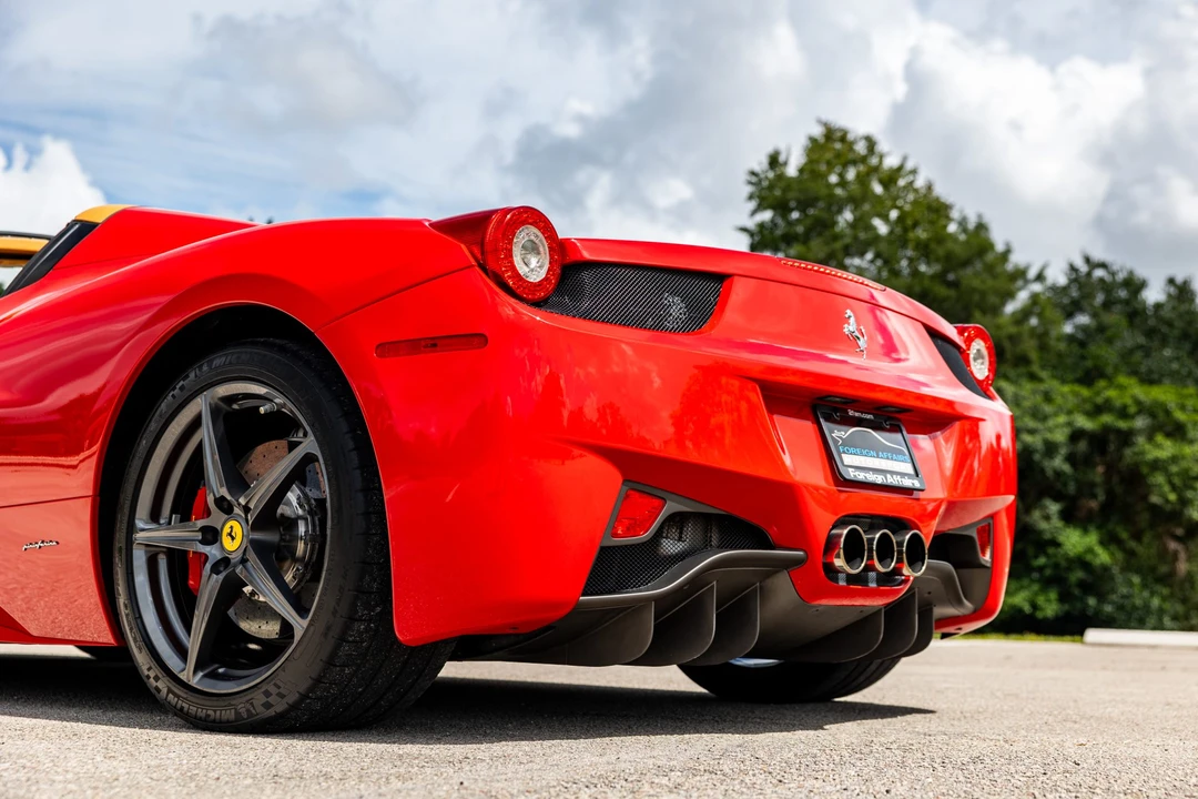 2013 Ferrari 458 Spider - Image 18 of 31