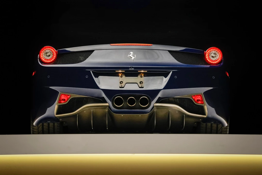 2013 Ferrari 458 Spider - Image 28 of 31