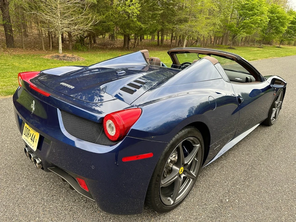 2013 Ferrari 458 Spider - Image 26 of 31
