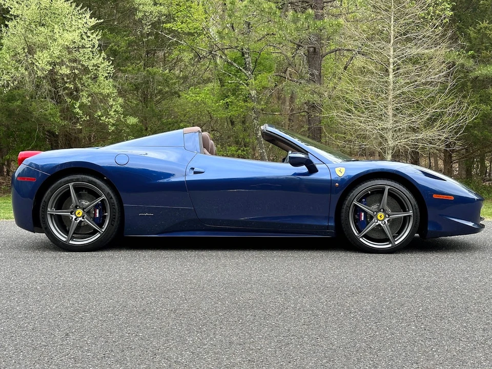 2013 Ferrari 458 Spider - Image 29 of 31