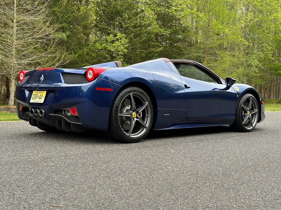 2013 Ferrari 458 Spider - Image 28 of 31