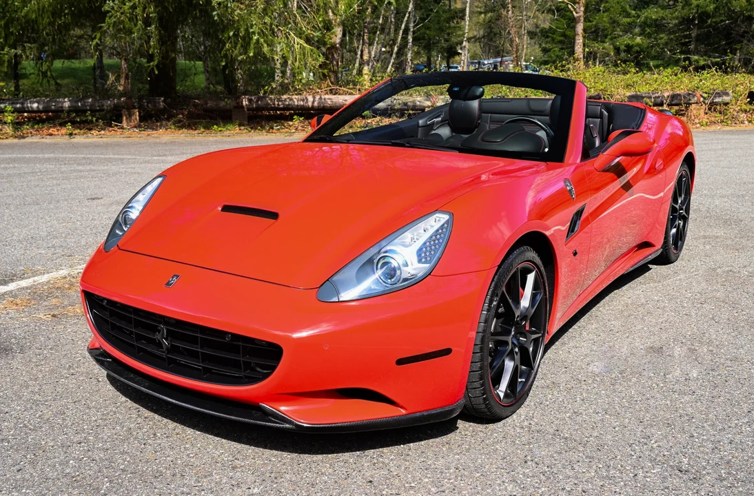 2013 Ferrari California - Image 4 of 6
