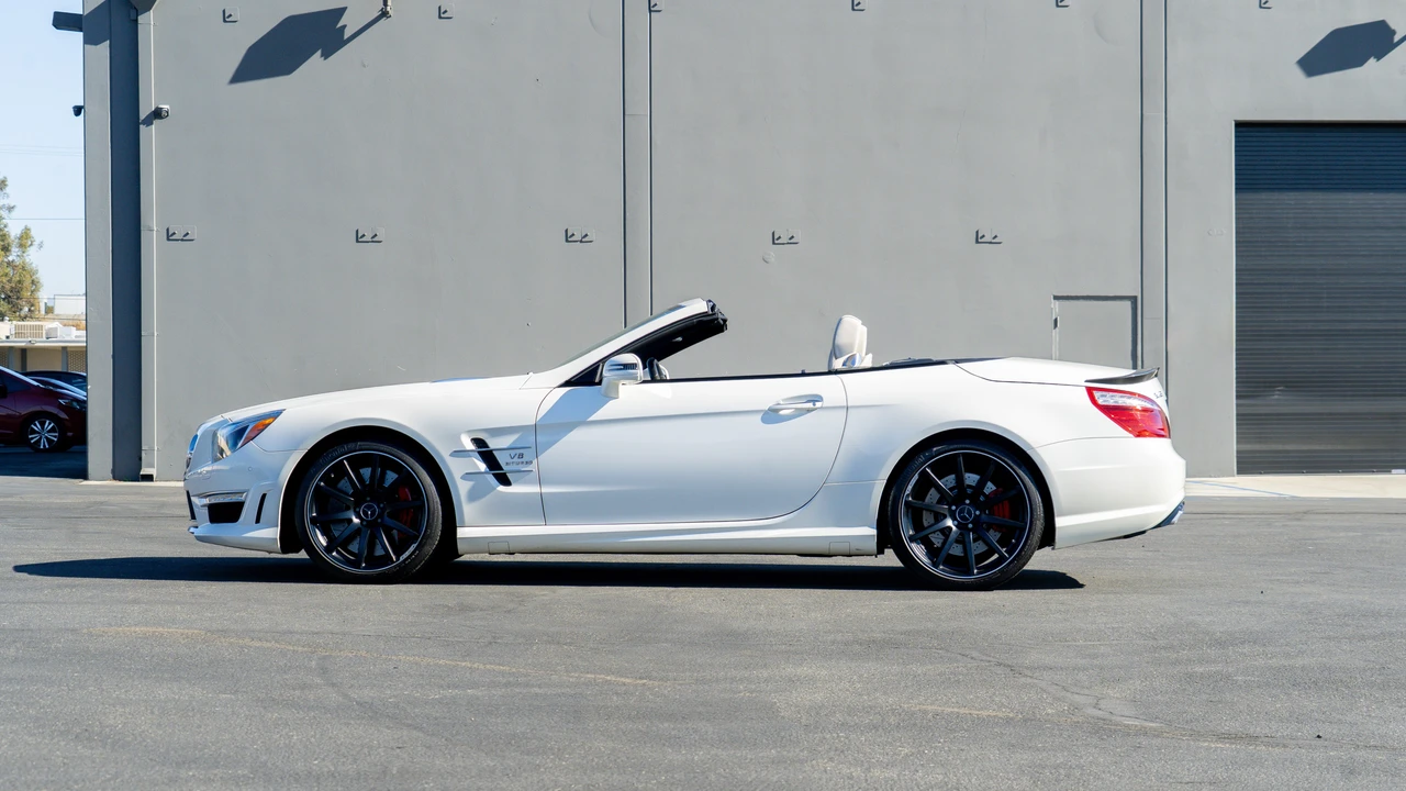 2013 Mercedes-Benz R231 SL 63 & SL 65 AMG - Image 5 of 31