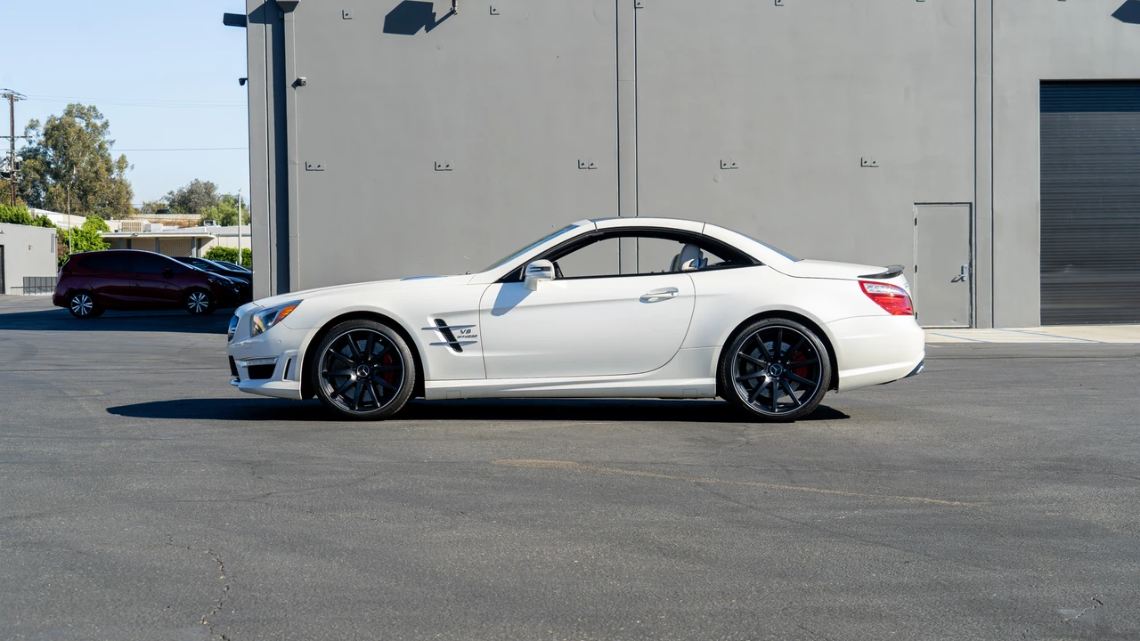 2013 Mercedes-Benz R231 SL 63 & SL 65 AMG - Image 20 of 31