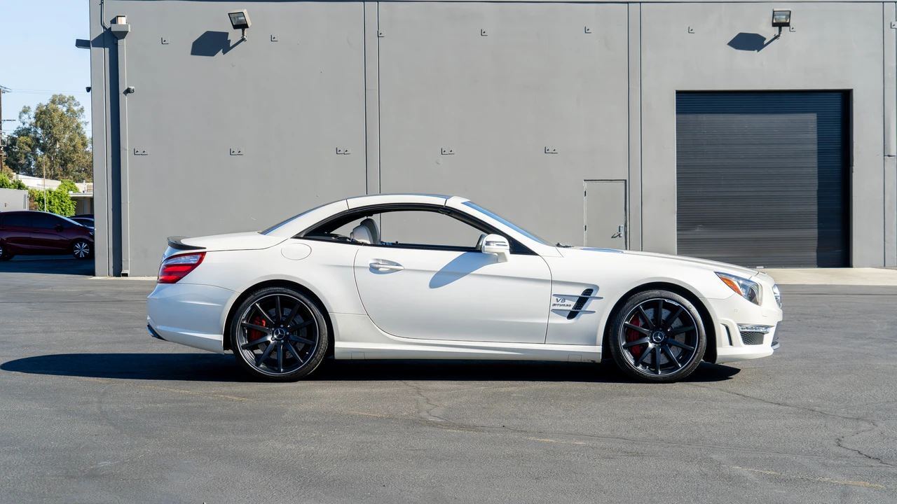 2013 Mercedes-Benz R231 SL 63 & SL 65 AMG - Image 15 of 31