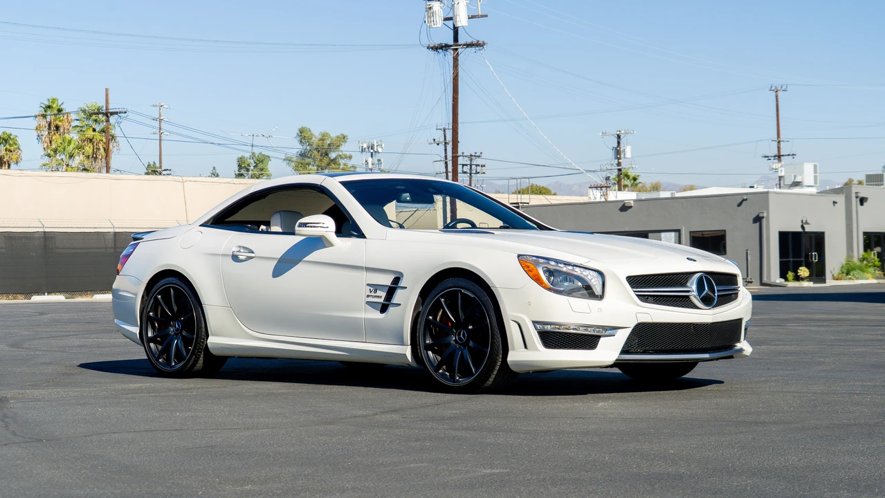 2013 Mercedes-Benz R231 SL 63 & SL 65 AMG - Image 16 of 31