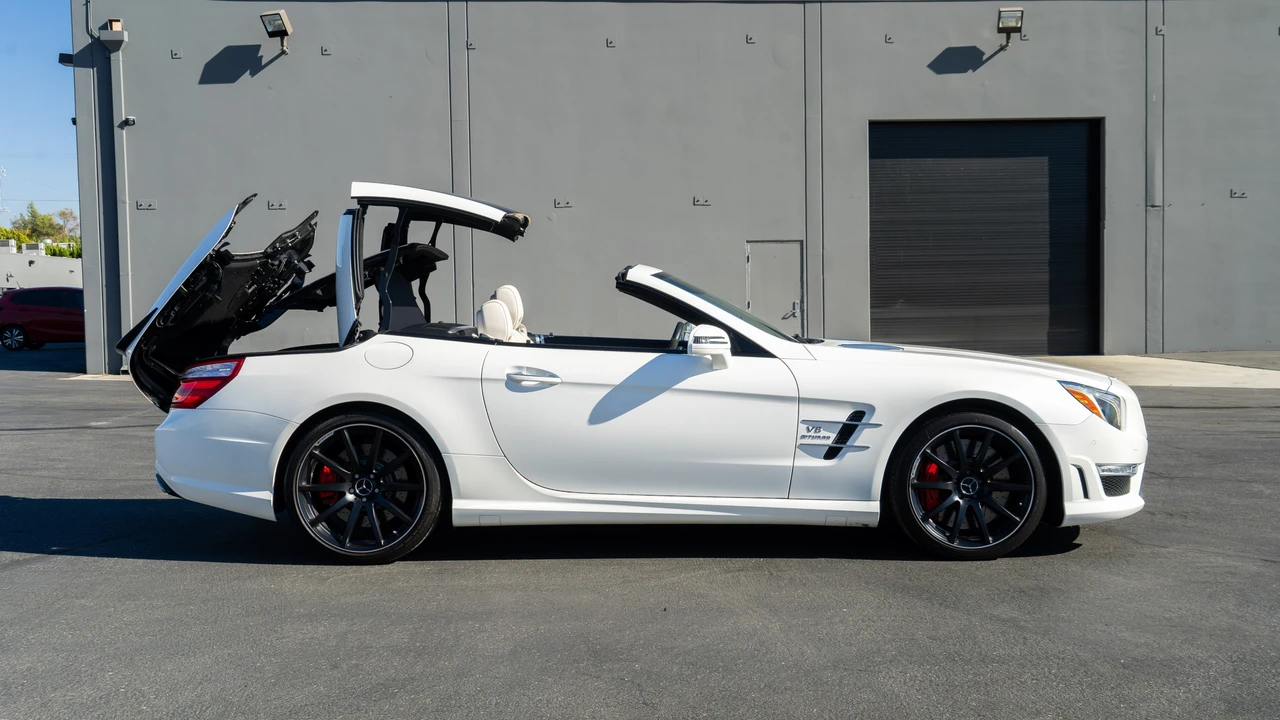 2013 Mercedes-Benz R231 SL 63 & SL 65 AMG - Image 14 of 31