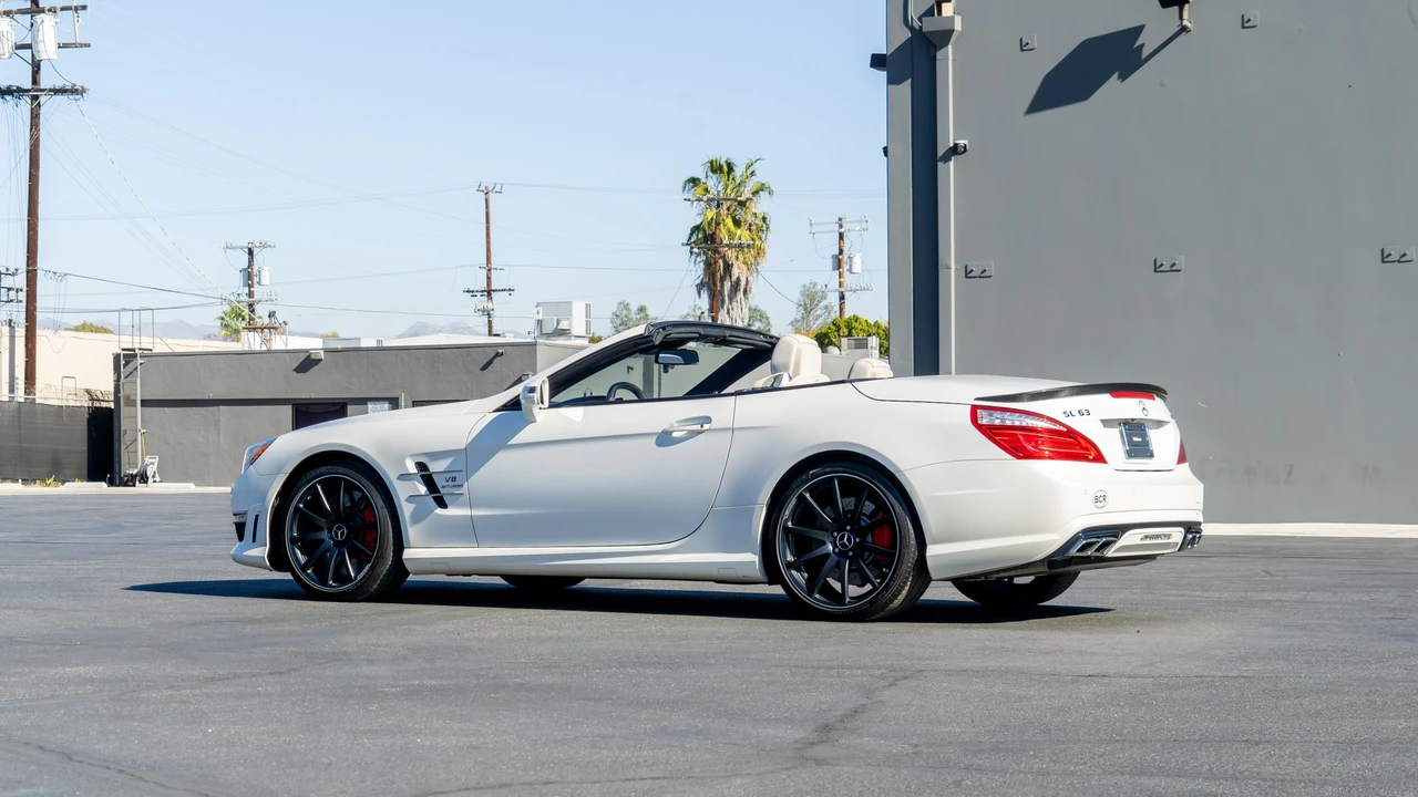 2013 Mercedes-Benz R231 SL 63 & SL 65 AMG - Image 6 of 31