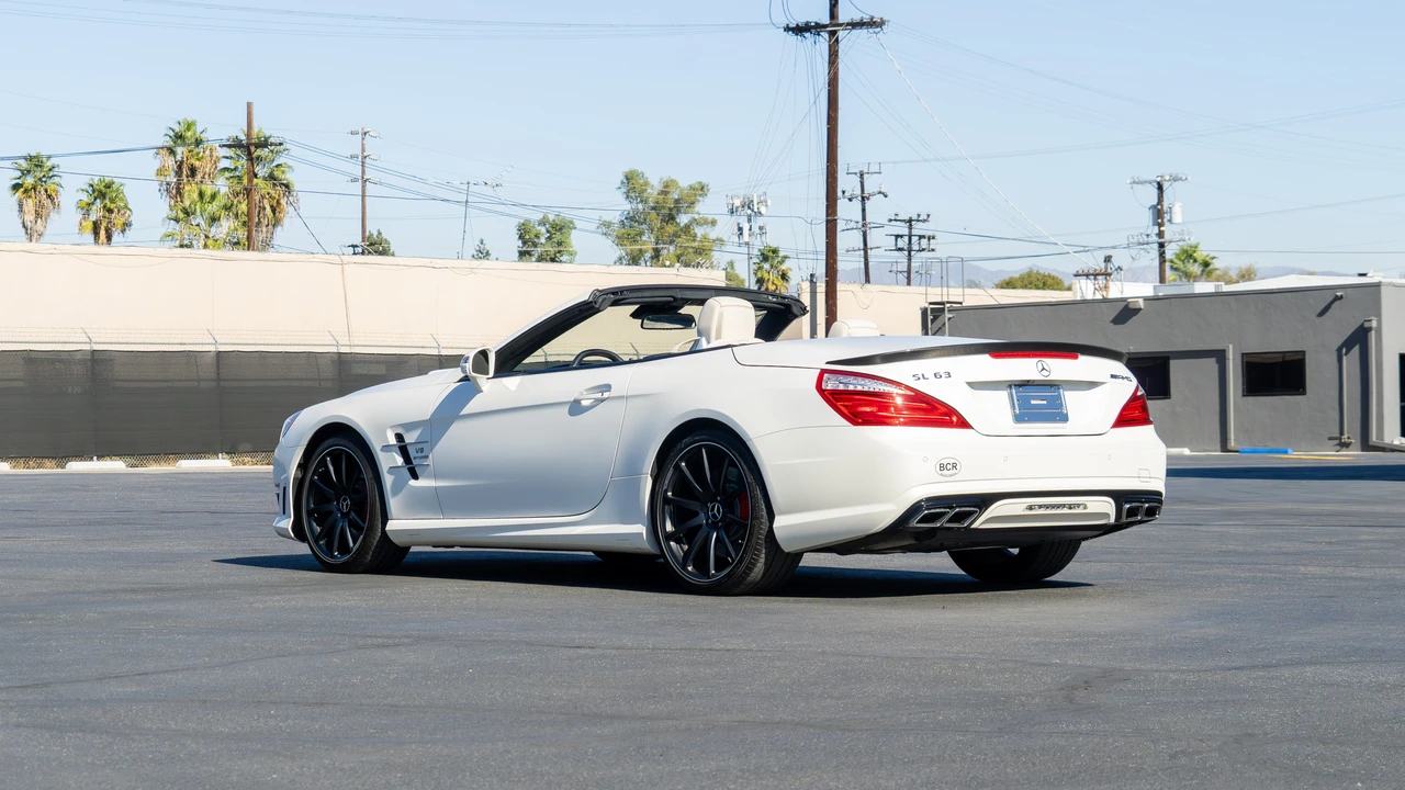 2013 Mercedes-Benz R231 SL 63 & SL 65 AMG - Image 7 of 31