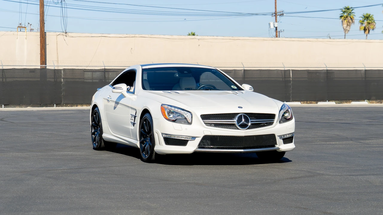 2013 Mercedes-Benz R231 SL 63 & SL 65 AMG - Image 17 of 31