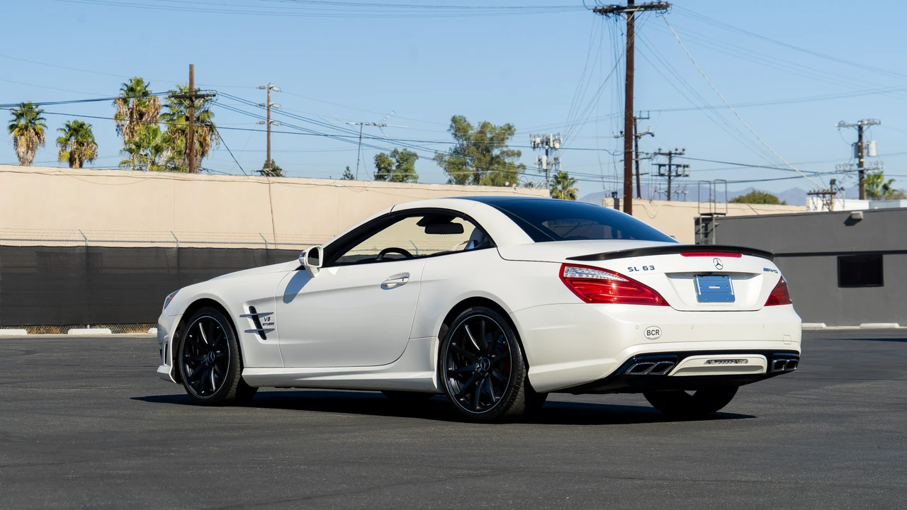 2013 Mercedes-Benz R231 SL 63 & SL 65 AMG - Image 21 of 31