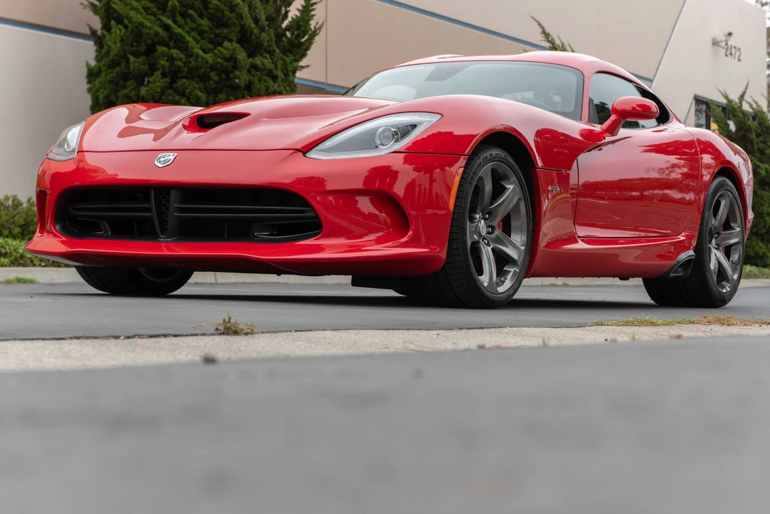 2013 Dodge Viper 5th Gen - Image 2 of 31