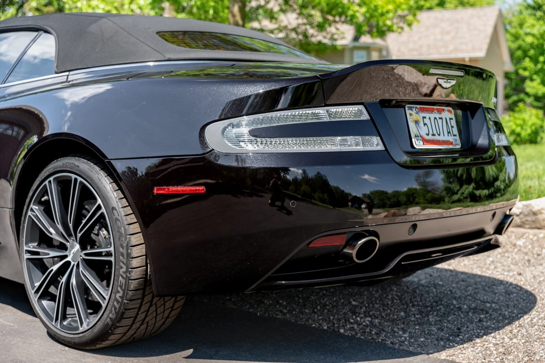 2014 Aston Martin DB9 - Image 21 of 31
