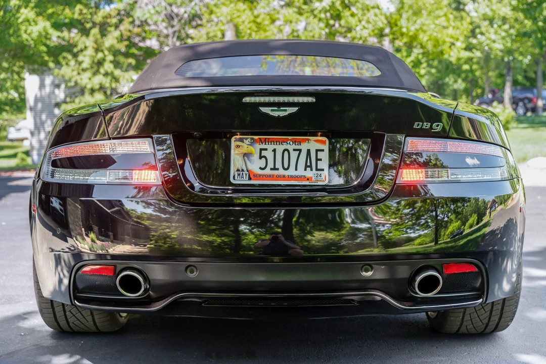 2014 Aston Martin DB9 - Image 18 of 31