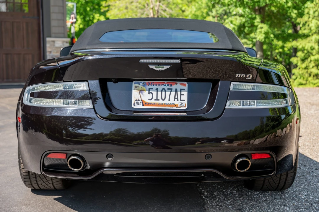2014 Aston Martin DB9 - Image 14 of 31